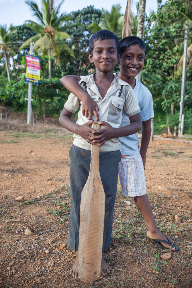 Homemade Cricket bats Dilly Dissanayake